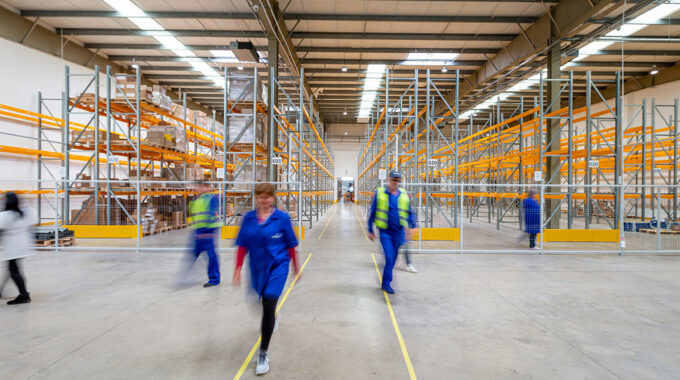 Seguros multirriesgos para empresas que protegen instalaciones, maquinaria, oficinas, locales comerciales y bienes del negocio